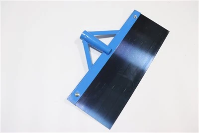 Floor and Wall Scraper with Reinforced Handle